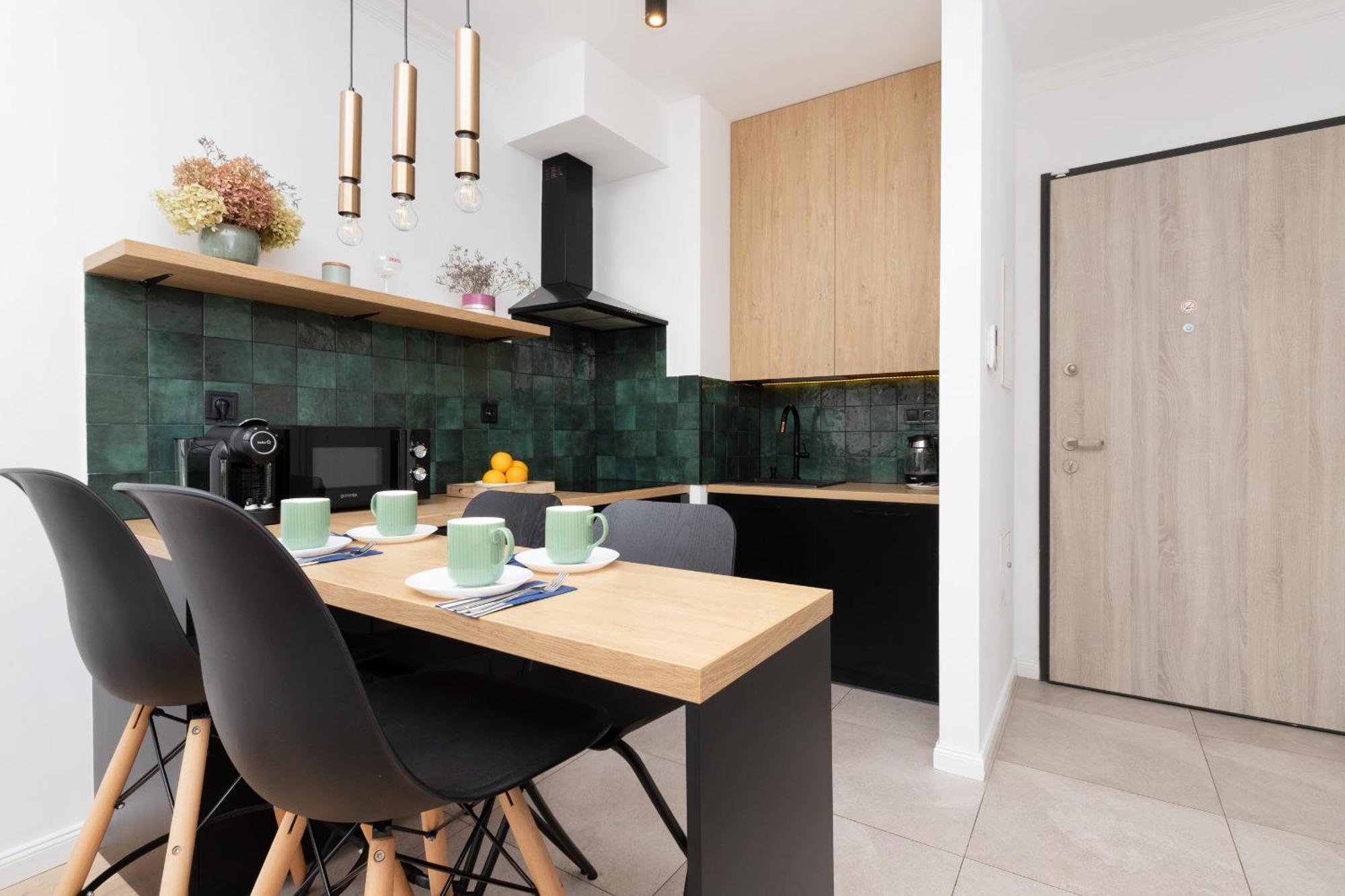 Starowiejska With Balcony Next To Arena Stadium By Renters Appartamento